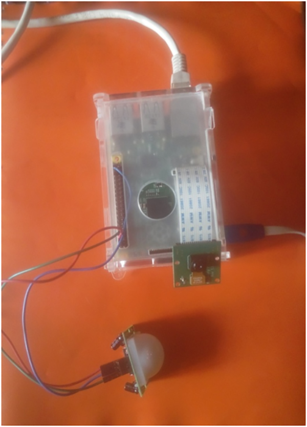 Protótipo de alarme de intrusão baseado em Raspberry Pi