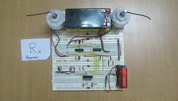 Protótipo do lado do receptor do controlador de motor RF DC