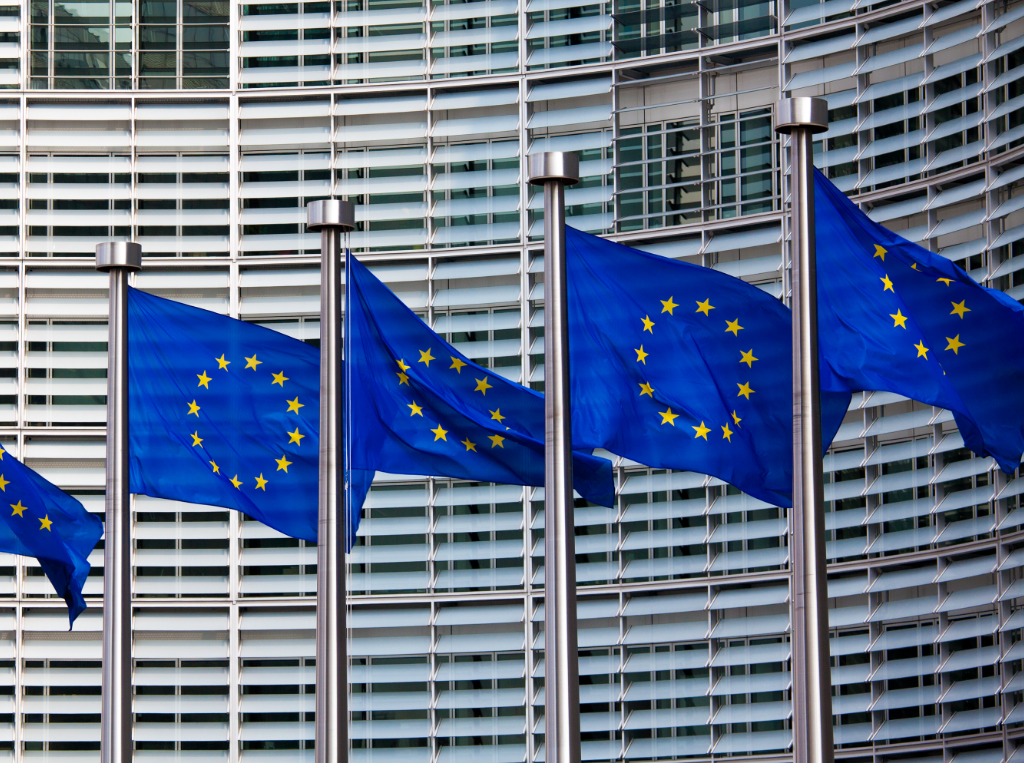 Legisladores da UE concordam em adiar em 2 anos os padrões de relatórios de sustentabilidade para setores específicos e empresas de países terceiros