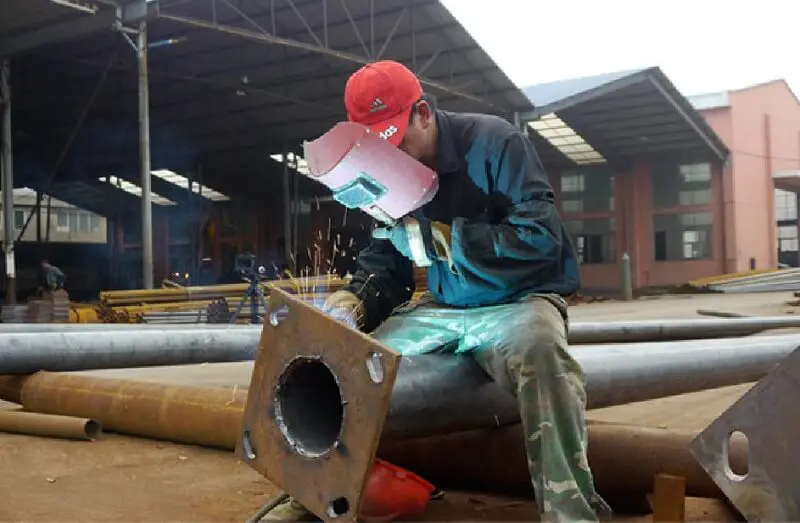 Welding Bottom Flange and Rib Plate