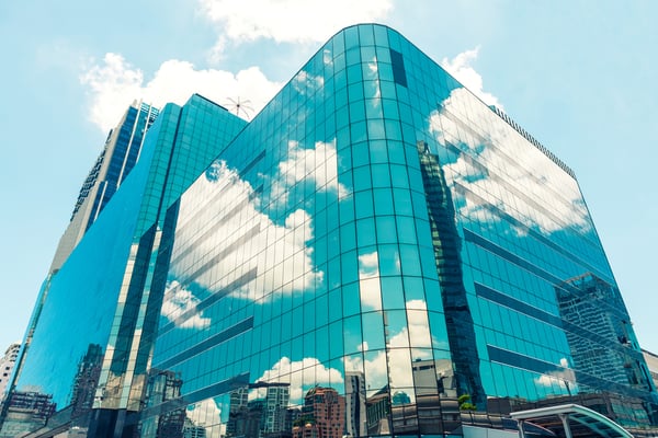 construção em vidro