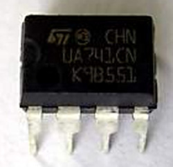 Imagem do IC OPAMP UA741