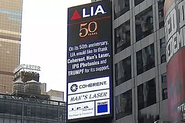 La Laser Society of America (LIA) transmitió Han's Laser en pantalla digital