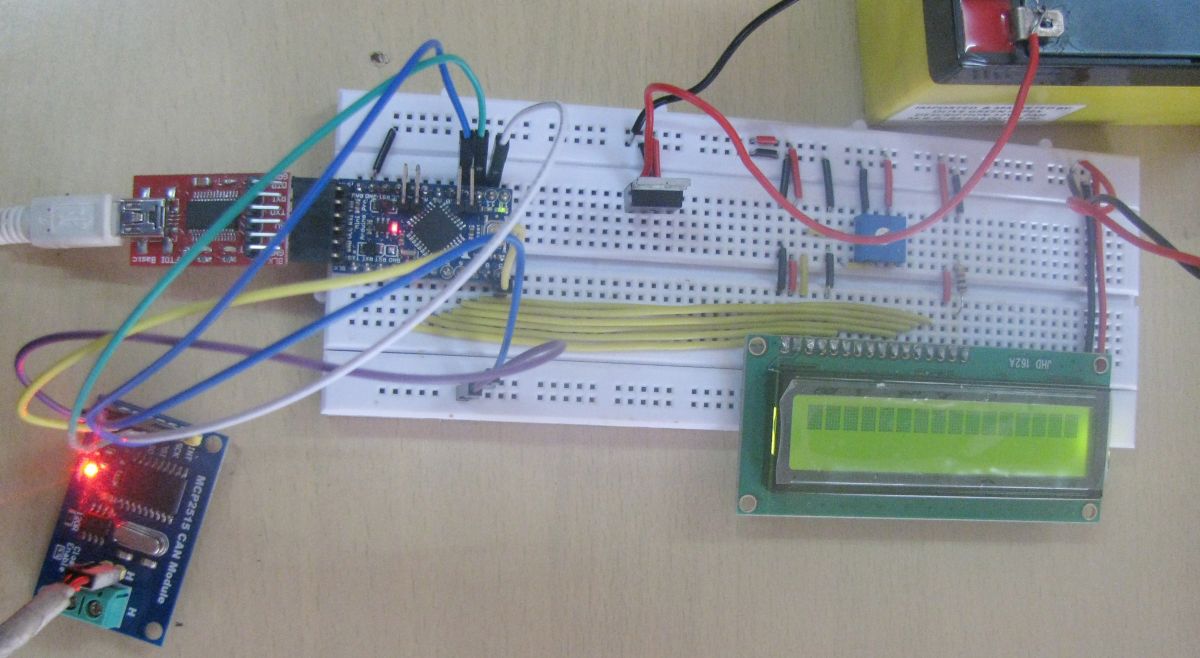 Protótipo de circuito receptor CAN baseado em Arduino projetado em uma placa de ensaio