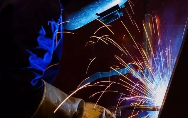 Galvanized steel sheet welding