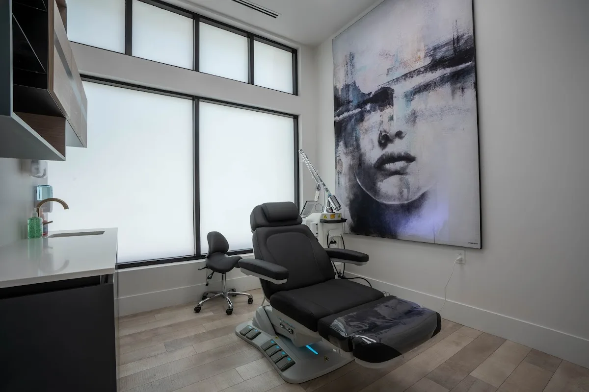 NuIQ Wellness Lounge & Med Spa - Photo 2