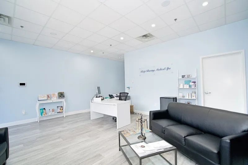 Keep Glowing Med Spa