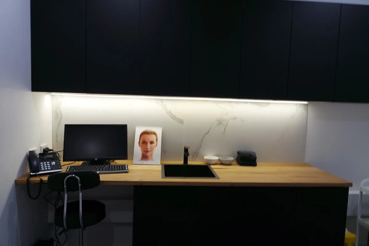 Laser Skin & Vein Clinic - Malvern - Photo 4