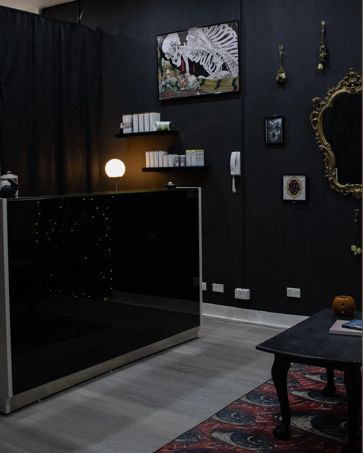 The Black Rabbit skin clinic - Photo 2