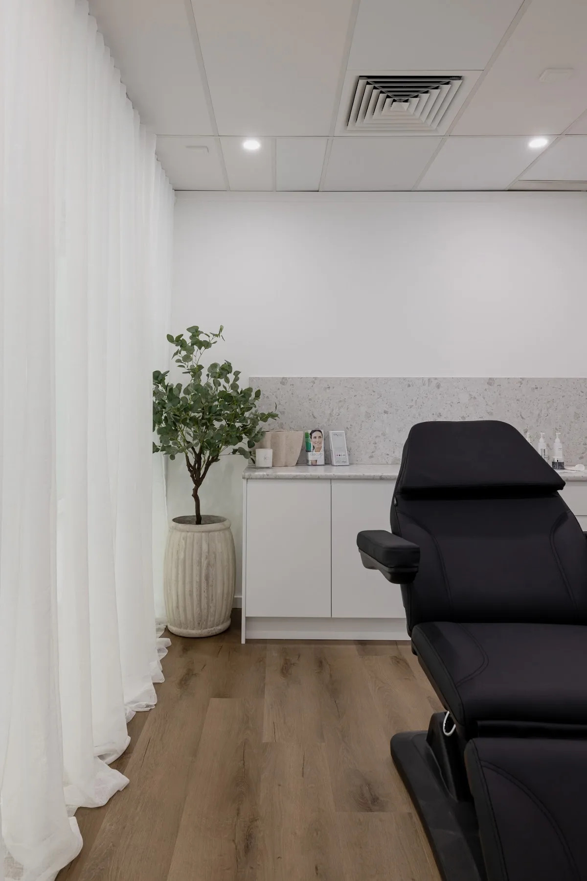 HAUS OF AESTHETICS AU - Photo 3