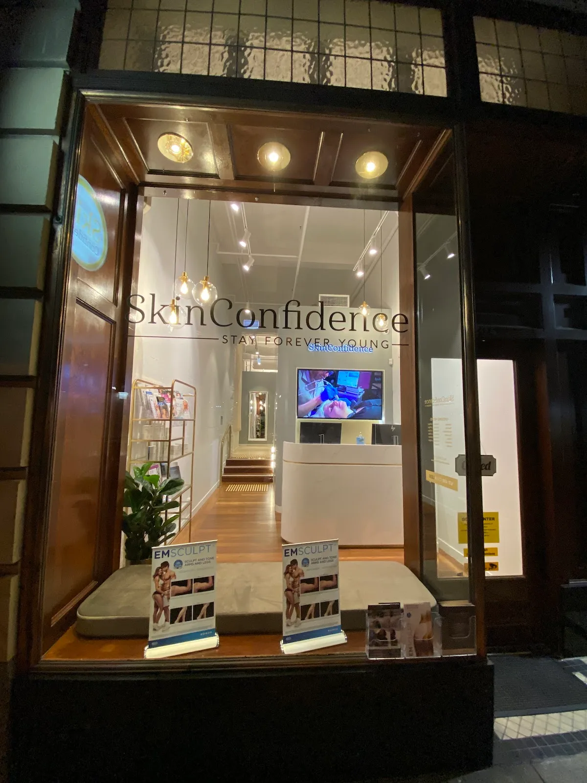 Skin Confidence Edward Boutique