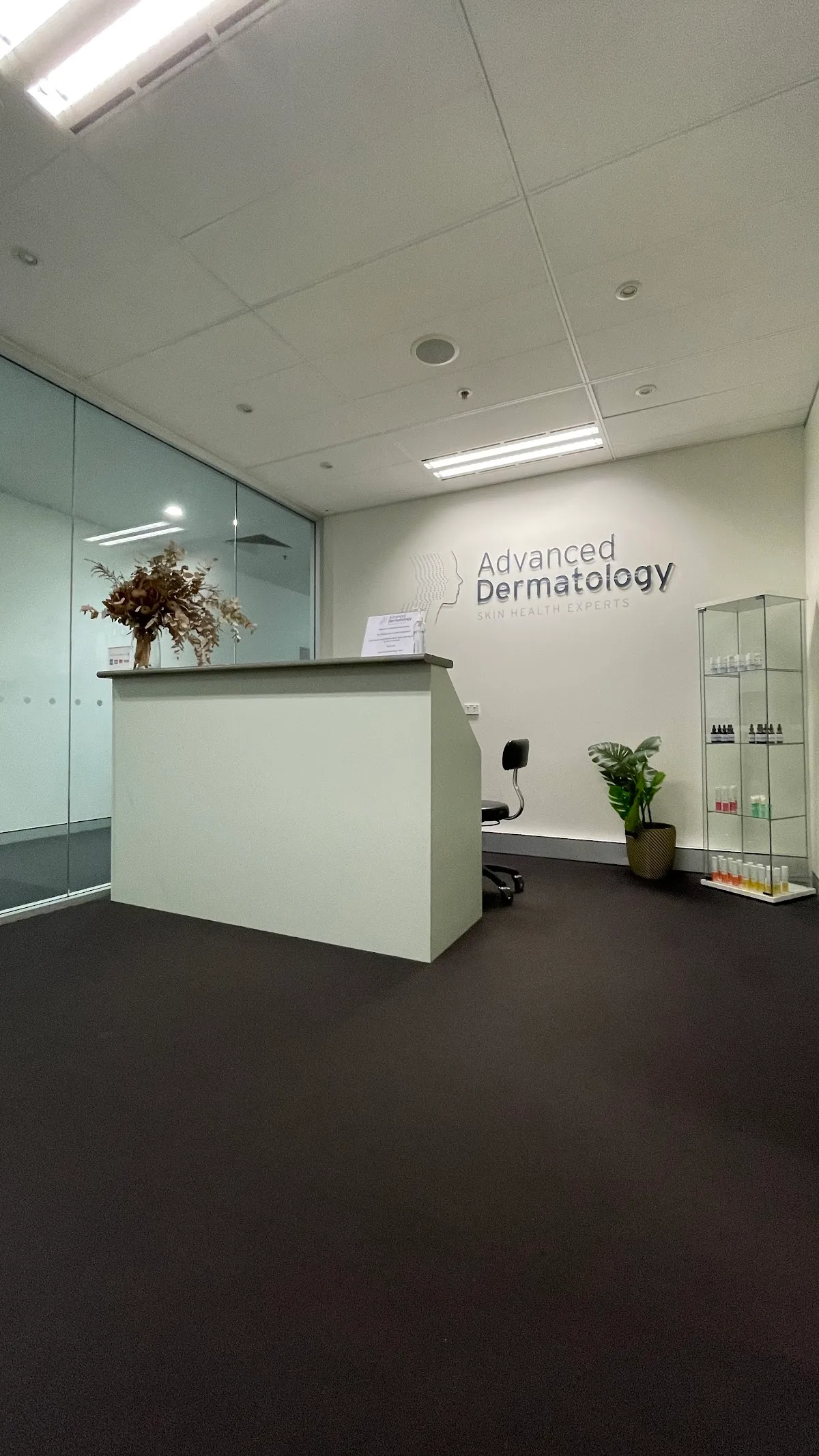 Advanced Dermatology, photograph 5