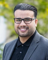Farzan Hamid Khan