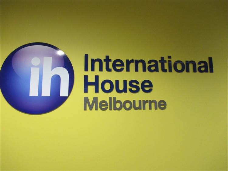 International House(IH)