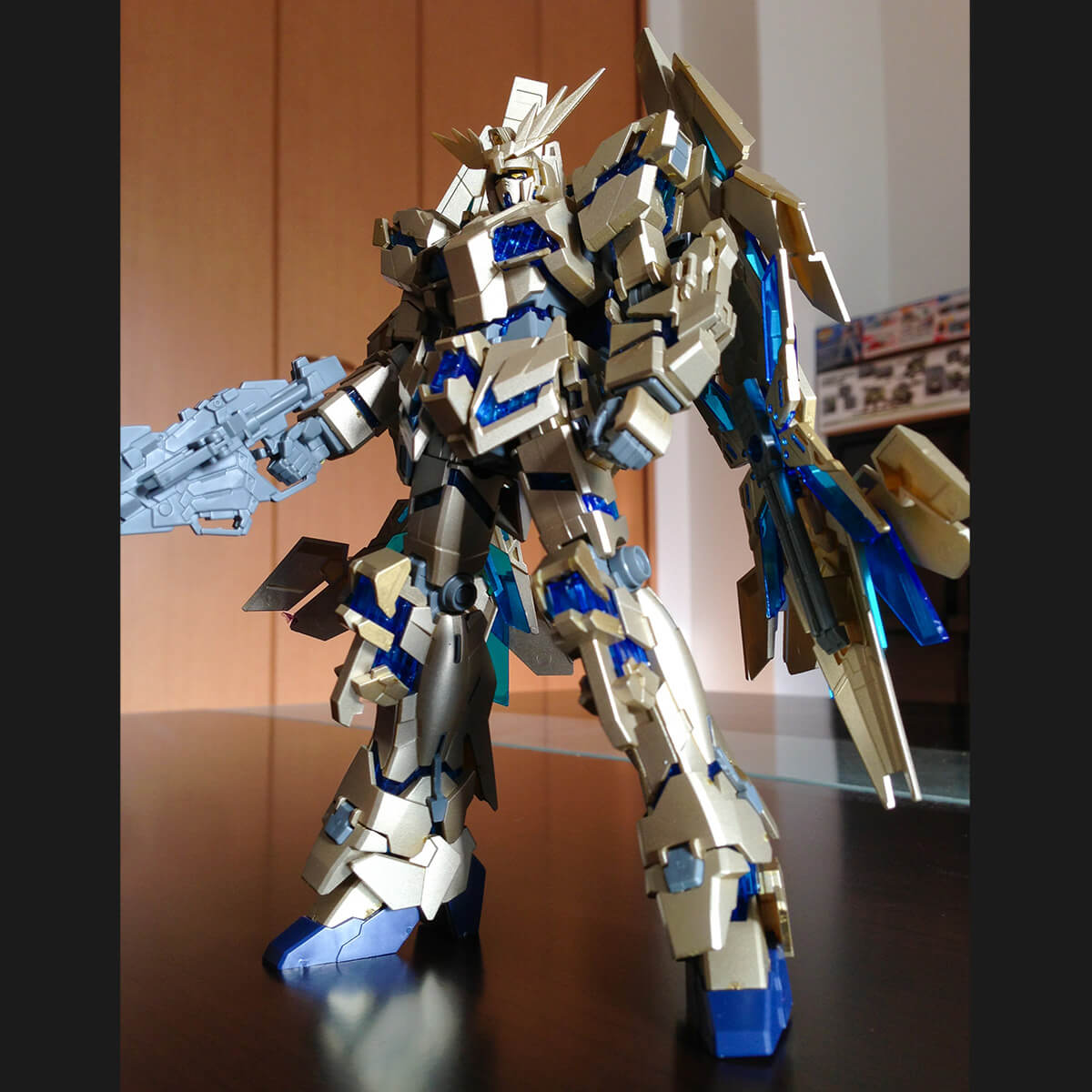 HG ユニコーンガンダム3号機 フェネクス | MemoriaE