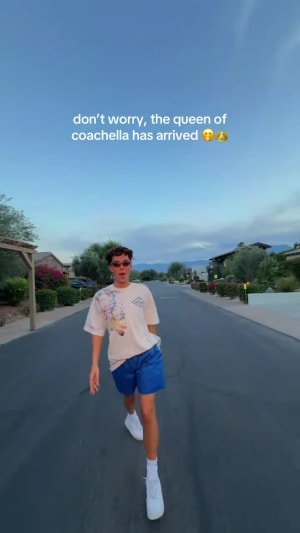 Locked content preview