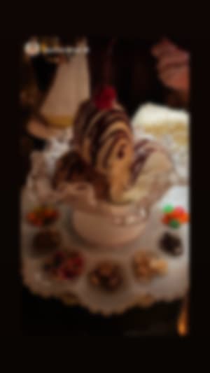 Locked content preview