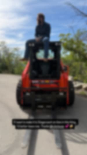 Locked content preview