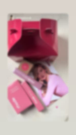 Locked content preview