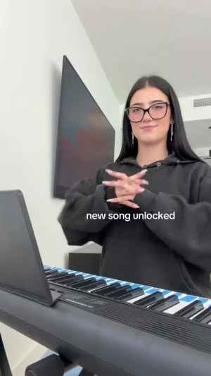 Locked content preview