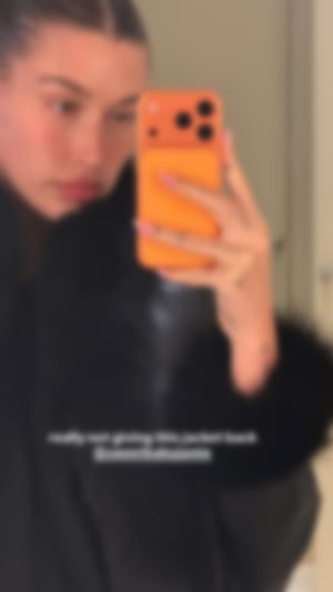 Locked content preview