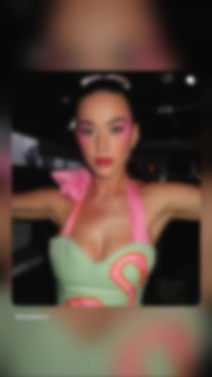 Locked content preview