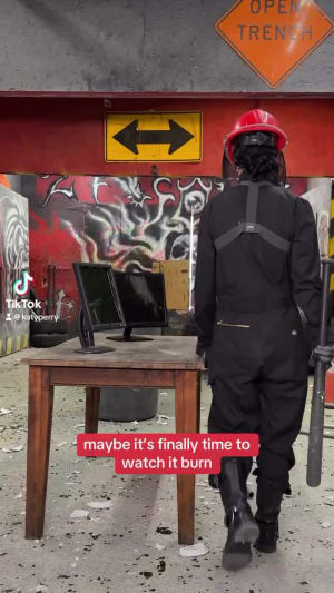 Locked content preview