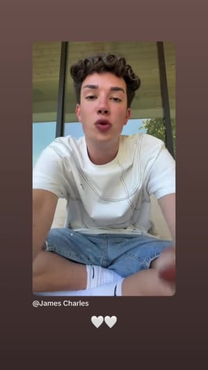 Locked content preview