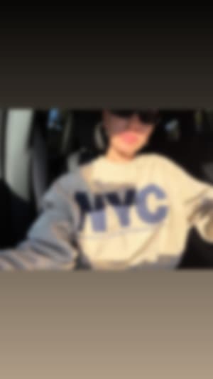 Locked content preview