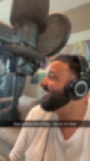 Locked content preview