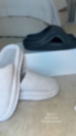 Locked content preview