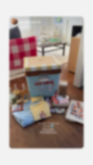 Locked content preview