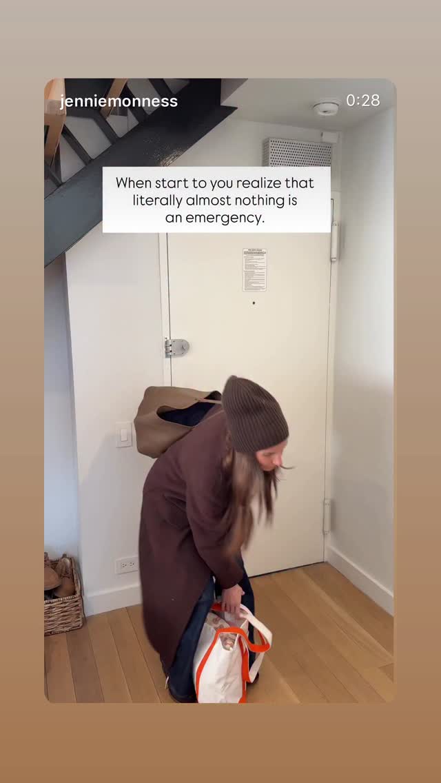 Locked content preview