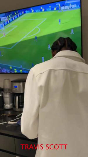 Locked content preview