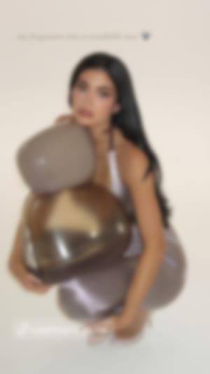 Locked content preview