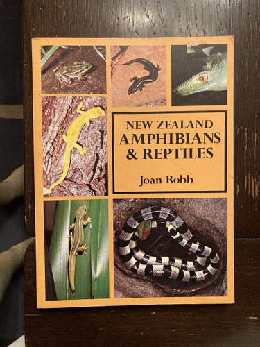 New Zealand Amphibians and Reptiles in Colour