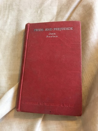 Pride and Prejudice (New School Classics)