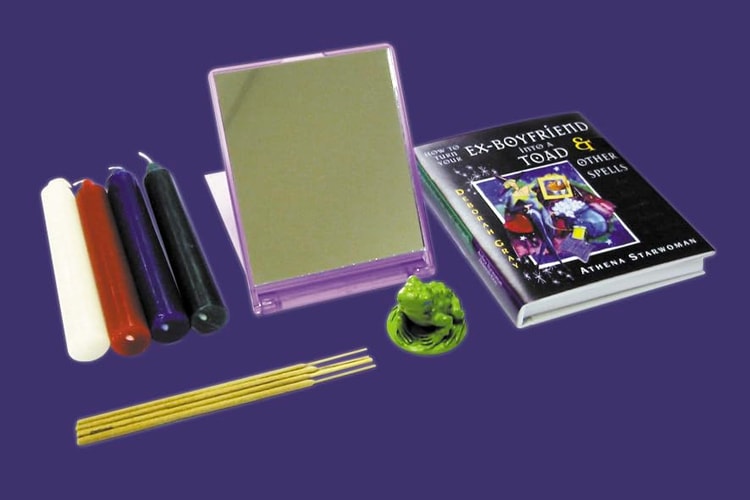 How to Turn Your Ex-Boyfriend into a Toad Kit: The Ultimate Spell Kit for Love, Wealth, Beauty and Revenge