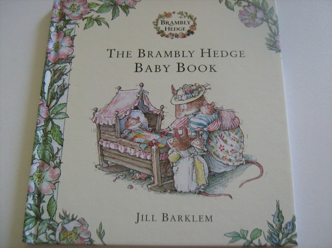 Brambly Hedge Baby Book