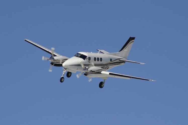 Aircraft Electricity & Electronics
