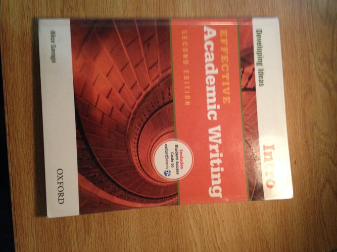 Effective Academic Writing: Intro Student Book