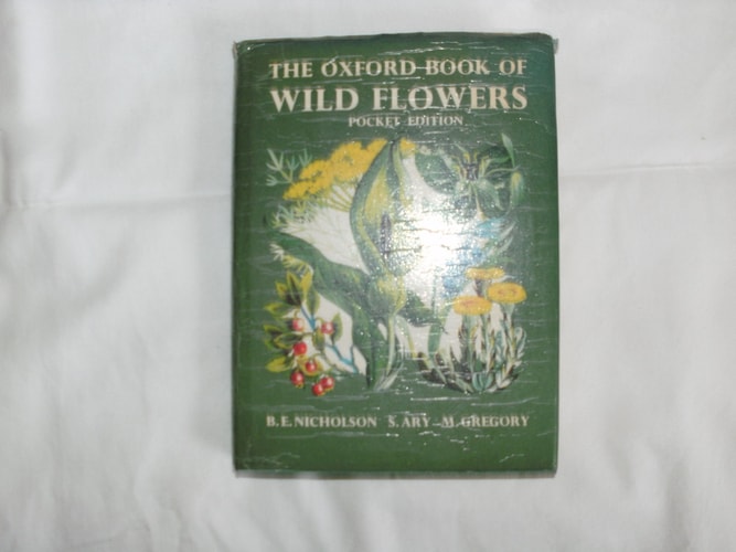 Oxford Book of Wild Flowers: The Pocket Edition