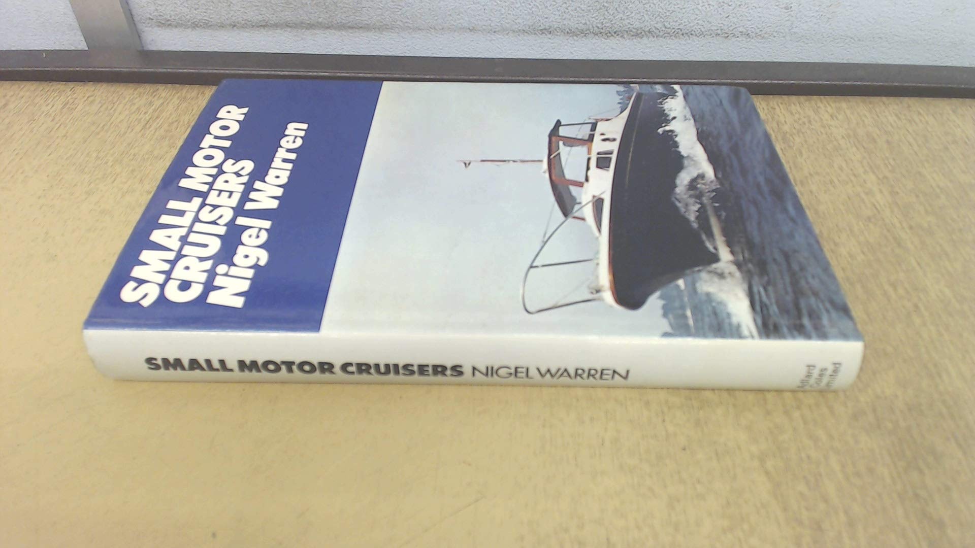 Small Motor Cruisers