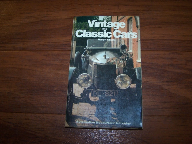 Vintage and Classic Cars All-color Guide