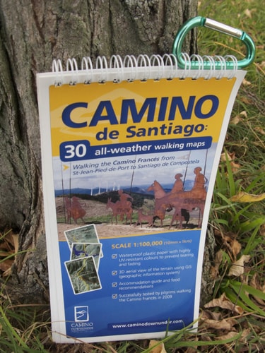 Camino de Santiago 30 All-weather Walking Maps: Walking the Camino Francés from St-Jean-Pied-de-Port to Santiago de Compostela