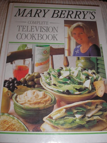 Mary Berry's Complete Television Cookbook