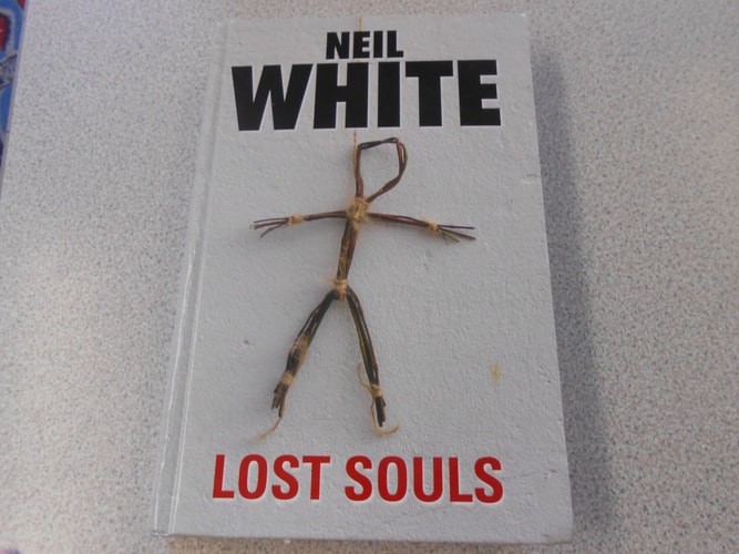 Edition published by Magna Large Print Books