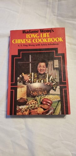Madame Wong's Long-life Chinese Cookbook