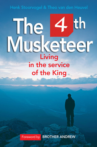 The 4th Musketeer: Living in the service of the King