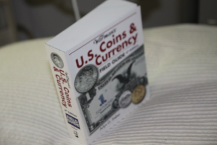 Warman's U.S. Coins & Currency Field Guide Values and Identification
